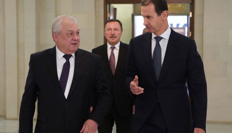 الرئيس الأسد مع لافرنتيف