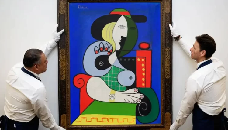 لوحة "امرأة الساعة" لبيكاسو امرأة