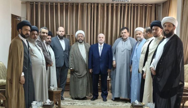 وزير الأوقاف علماء دين الطائفة الشيعية الطائفية سوريا دمشق