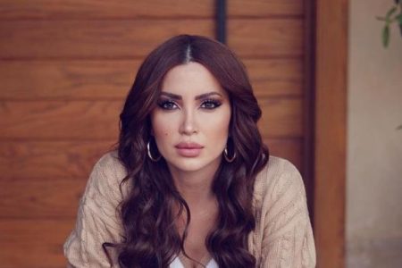الفنانة نسرين طافش تنتقد طريقة اعتقال شجون الهاجري: “تشهير وحشي”