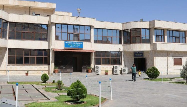 قوات سوريا الديمقراطية وزير الدفاع العراقي السفير السوري بالعراق مازن علوش معبر سيمالكا العراق سوريا بغداد