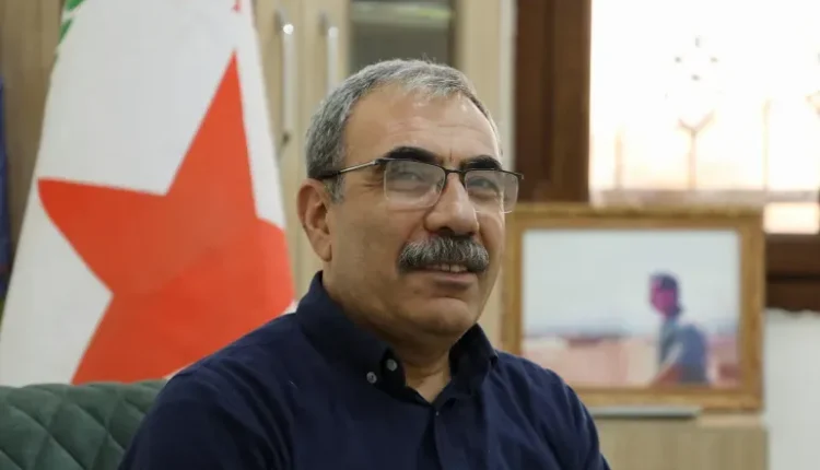 آلدار خليل: ما جرى في السويداء يهدد النسيج الوطني ويعيد إنتاج الفتنة باسم المكوّنات