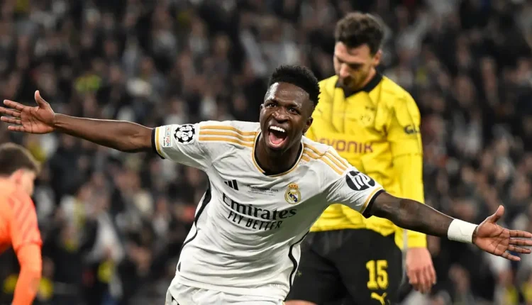 ريال مدريد الإسباني و بورروسيا دورتموند الألماني كأس العالم للاندية بايرن ميونيخ باريس سان جيرمان