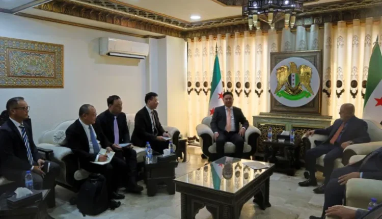 سوريا تبحث عن استثمارات صناعية استراتيجية مع مجموعة صينية