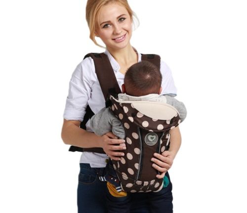 حقيبة-الكتف-لحمل-الرضع-موضة-أم-خطر