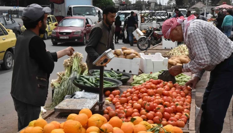 ارتفاع الأسعار زيادة الرواتب في سوريا بنسبة 200% تحسين معيشة المواطنين موجة غلاء طالت السلع الأساسية الأزمة الاقتصادية