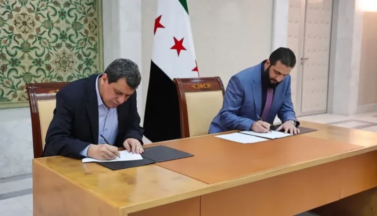 اتفاق 10 آذار الحكومة السورية وقوات سوريا الديمقراطية (قسد) نحو تطبيق برعاية أميركية وفرنسية، وسط ضغوط تركية وخطاب سياسي أكثر مرونة.