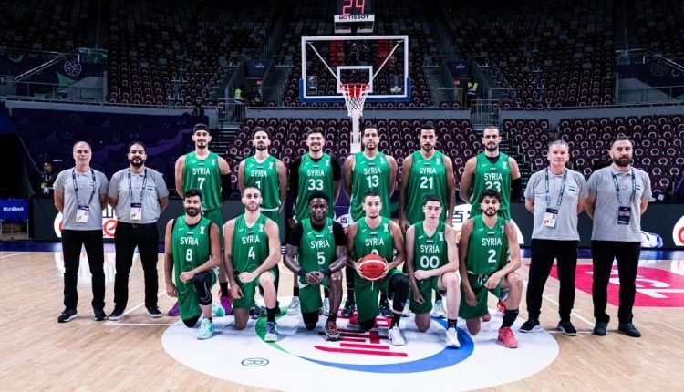 تتجه أنظار عشاق كرة السلة السورية، اليوم الأربعاء، نحو مدينة جدة السعودية، حين يبدأ منتخب سوريا مشواره في بطولة كأس آسيا لكرة السلة 2025