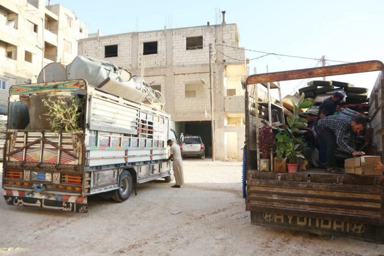 عائلة نازحة 