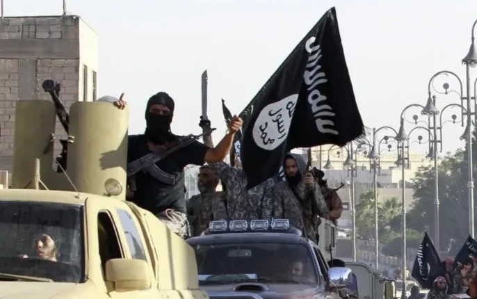 داعش في سوريا تنفيذ الهجمات قوات سوريا الديمقراطية دير الزور الحسكة الرقة