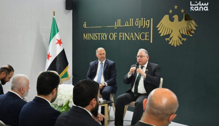 وزير المالية يقر موازنة 2026