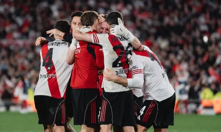 بطولة كوبا ليبرتادوريس الأندية 8 المتأهلين سيطرة أرجنتينية وبرازيلية على البطولة ريفر بلايت فلامنغو بالميراس