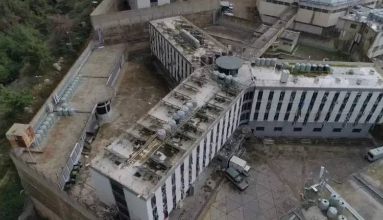 تستعد العاصمة اللبنانية لاستقبال وفد سوري، بهدف مناقشة الملفات العالقة بين البلدين، وعلى رأسها ملف الموقوفين السوريين في السجون اللبنانية