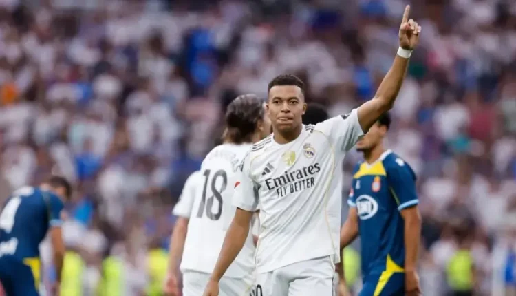 ريال مدريد يحقق فوزاً مهماً على اسبانيول بنتيجة 2-0 في الدوري الإسباني كيليان مبابي إدير ميليتاو