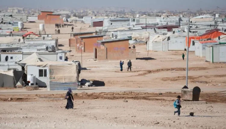 كشف تقرير صادر عن المجلس النرويجي للاجئين (NRC) أن آلاف اللاجئين السوريين المقيمين في الأردن ما زالوا غير قادرين على العودة إلى بلادهم،