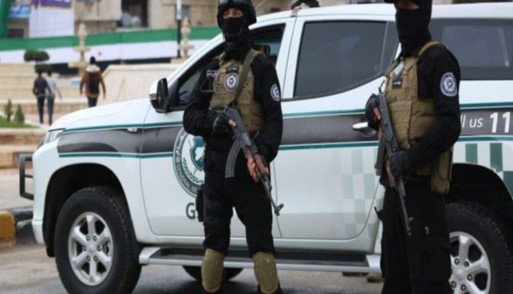 تقترب مديرية أمن محافظة ريف دمشق من إنهاء خطتها لإعادة هيكلة مؤسساتها الأمنية، بعد أن كانت المحافظة قد اعتمدت منذ سقوط النظام السابق على مجموعات محلية