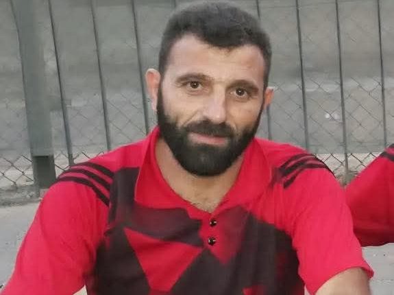 قُتل 4 سوريين من الطائفة الشيعية جراء استهدافهم بالرصاص المباشر في مدينة حماة يوم الخميس، في حادثة تصفية جديدة ذو طابع طائفي.