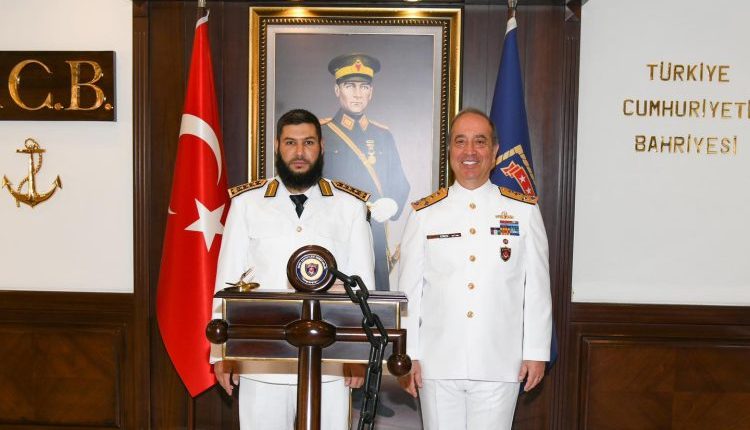 وفود عسكرية سورية تجري زيارة لتركيا لبحث التعاون في مجال الدفاع البحري