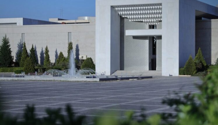 أصدر الرئيس السوري في المرحلة الانتقالية، أحمد الشرع، المرسوم رقم (175) القاضي بإحداث شركة عامة جديدة باسم "الشركة العامة لتوليد الكهرباء"