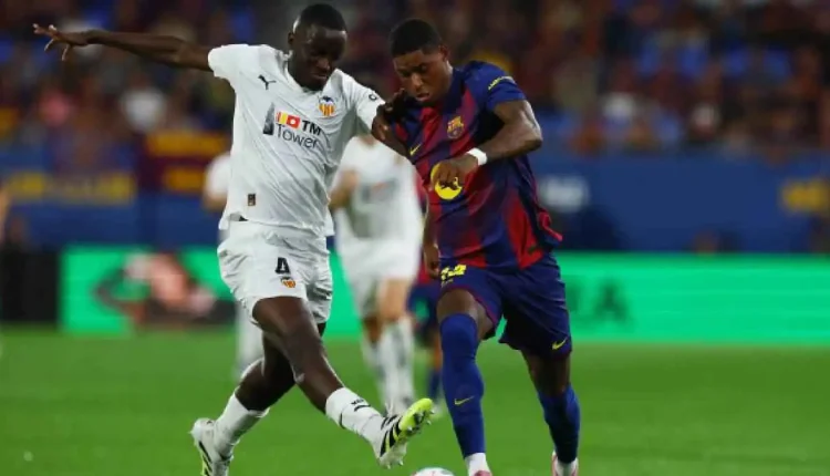 برشلونة يمطر شباك فالنسيا بسداسية فيرمين لوبيز ليفاندوفيسكي الدوري الإسباني