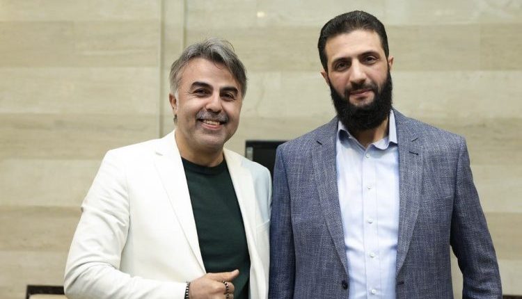 يعد موسى العمر أحد الأسماء البارزة في الإعلام السوري الجديد، حيث يُعتبر من المقربين من السلطات الحاكمة، رغم أنه لا يشغل أي منصب رسمي.