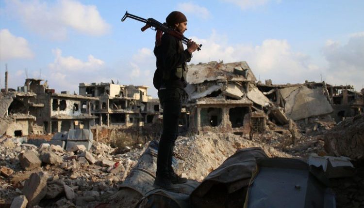 كشف وزير الأشغال العامة والإسكان في سوريا، مصطفى عبد الرزاق، عن حجم الأضرار التي لحقت بالقطاع السكني خلال السنوات الماضية، مؤكداً أن البلاد تواجه أزمة إسكان واسعة مع وجود نحو مليون