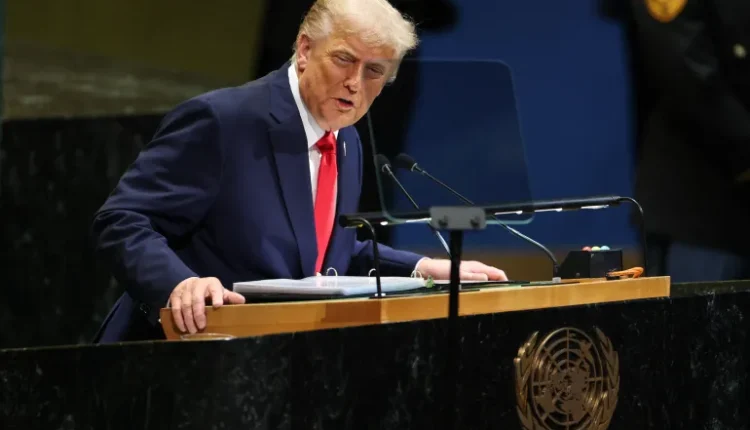 أعلن الرئيس الأمريكي دونالد ترامب عن إعلان هام بشأن سوريا، كاشفًا عن تحول جذري في الموقف الدولي تجاه دمشق.