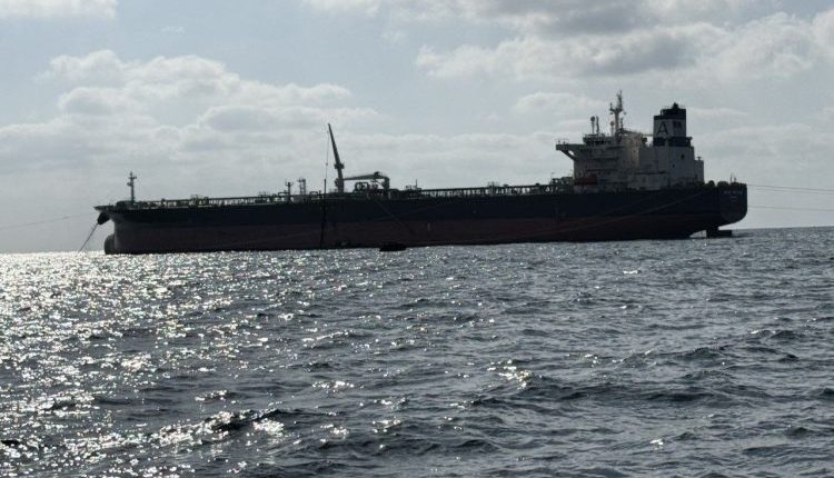 عادت سوريا رسميًا إلى خريطة مصدري النفط الخام بعد غياب دام أكثر من عقد، عبر صفقة أثارت اهتمامًا واسعًا في سوق الطاقة العالمية.