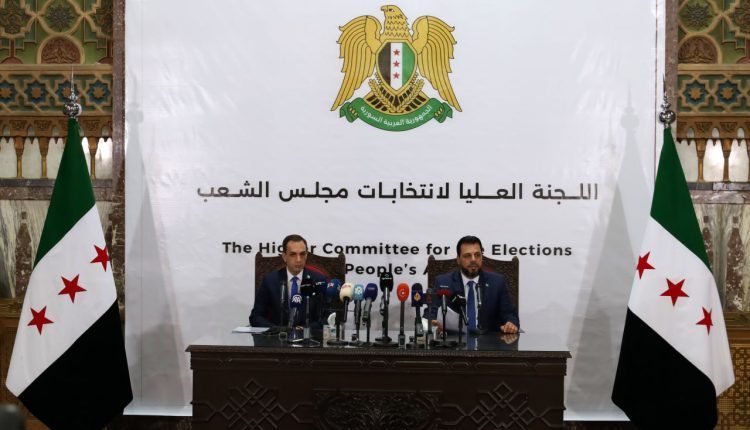 تُجرى انتخابات مجلس الشعب السوري لعام 2025 للمرة الأولى بعد سقوط نظام بشار الأسد في كانون الأول/ديسمبر 2024، ما يجعلها محطة سياسية بارزة في المرحلة الانتقالية برأسة أحمد الشرع.