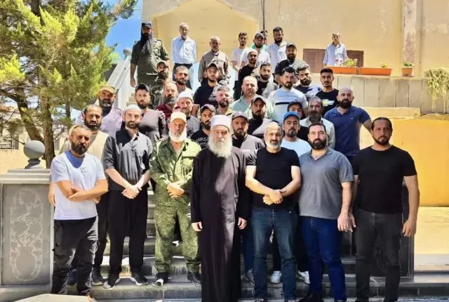 انقسام غير مسبوق في السويداء الحرس الوطني مشهور حمشو حكمت الهجري ماهر شرف الدين حمود الحناوي يوسف الجربوع