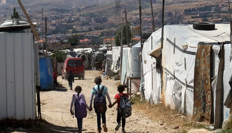 ترحيل 408 نازحين سوريين من طرابلس العودة المنظمة للاجئين السوريين معبر العريضة طرابلس