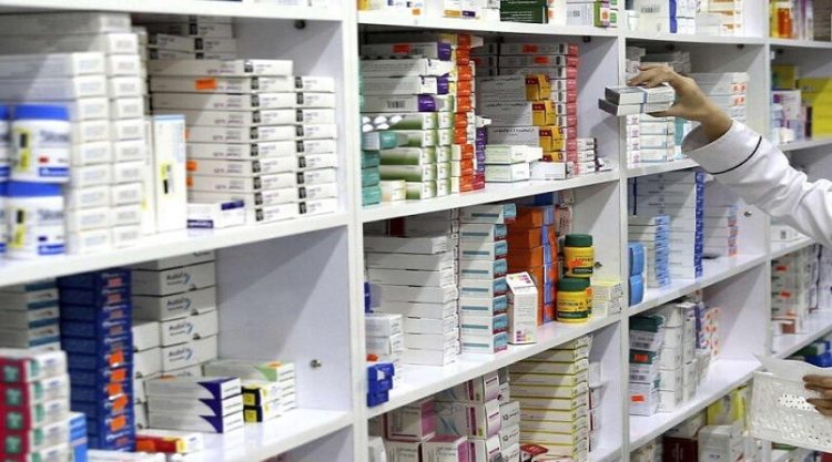 أزمة صحية في البوكمال بسبب نقص الأدوية وغياب الأطباء المختصين تردي الوضع الاقتصادي