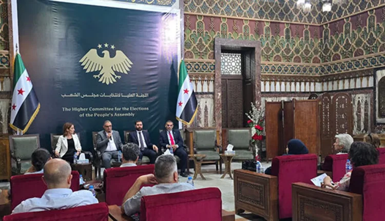 في لحظةٍ مفصلية من التاريخ السوري، يتجه الأنظار إلى البرلمان السوري الجديد بوصفه أحد أبرز ركائز المرحلة الانتقالية، ودوره في صياغة ملامح الدولة المقبلة.