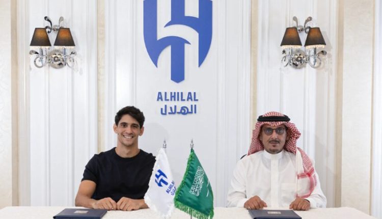 رسمياً الهلال السعودي يجدد عقد حارسه ياسين بونو حتى صيف 2028