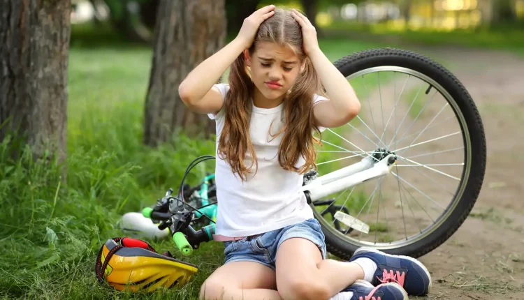 الارتجاج-يهدد-دماغ-الطفل-الأعراض-الخفية-التي-يجب-أن-تعرفها