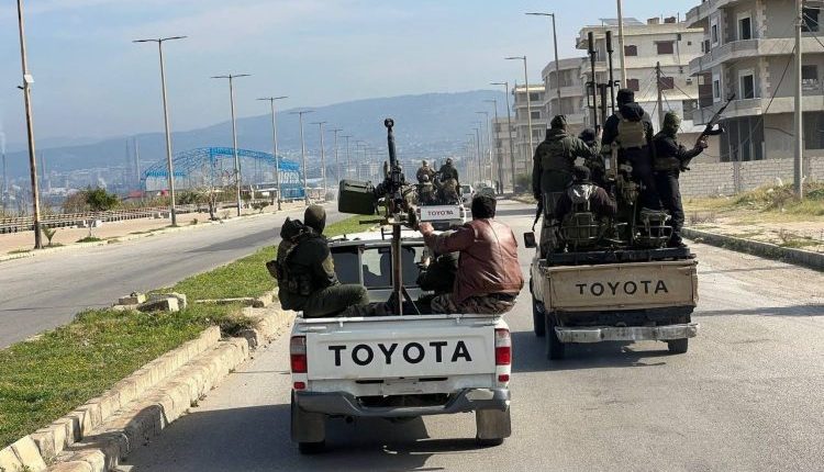 أكد محافظ طرطوس، أن ما يتم تداوله حول اتفاقيات مع روسيا تتعلق بانسحاب قوات الحكومة من مناطق الساحل هي "مجرد أوهام لا أساس لها من الصحة".