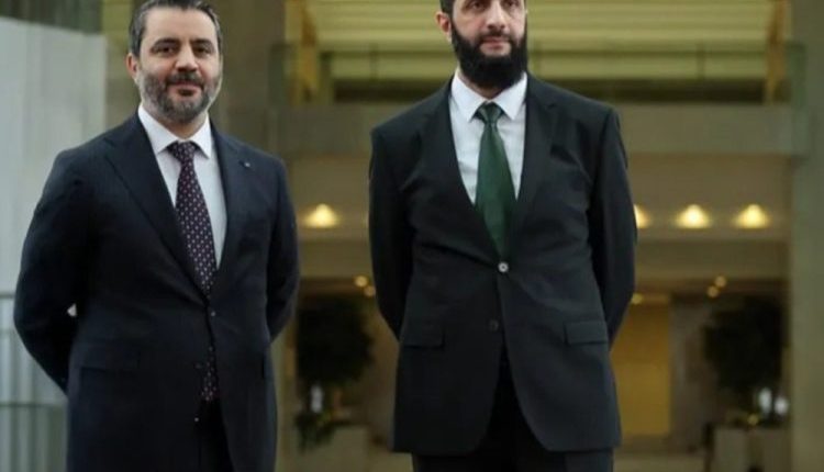 كشفت مصادر سورية عن تحضيرات تجري في دمشق لتأسيس حزب سياسي جديد يتبع لرئيس المرحلة الانتقالية في سوريا أحمد الشرع.