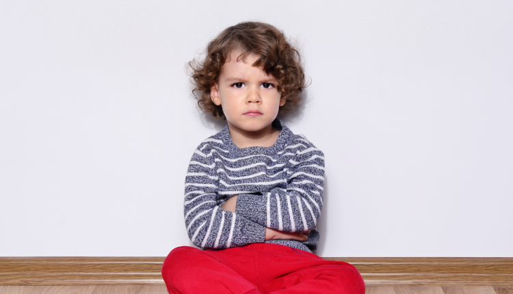 سلوكيات-صعبة-للأطفال-هل-فرض-السيطرة-هو-الحل-
