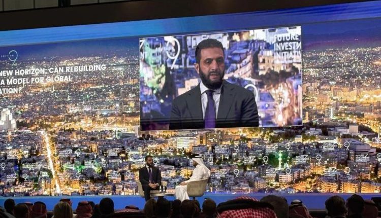 شهدت زيارة الرئيس السوري للمرحلة الانتقالية أحمد الشرع إلى العاصمة السعودية الرياض تفاعلاً لافتاً على مواقع التواصل الاجتماعي،