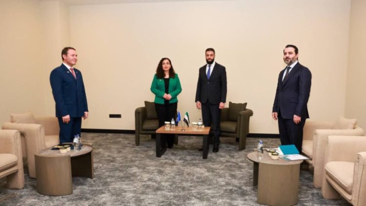 أثار إعلان الحكومة السورية اعترافها الرسمي بكوسوفو كدولة حيث وصف الرئيس الصربي الخطوة بأنها "نتيجة مباشرة للنفوذ التركي
