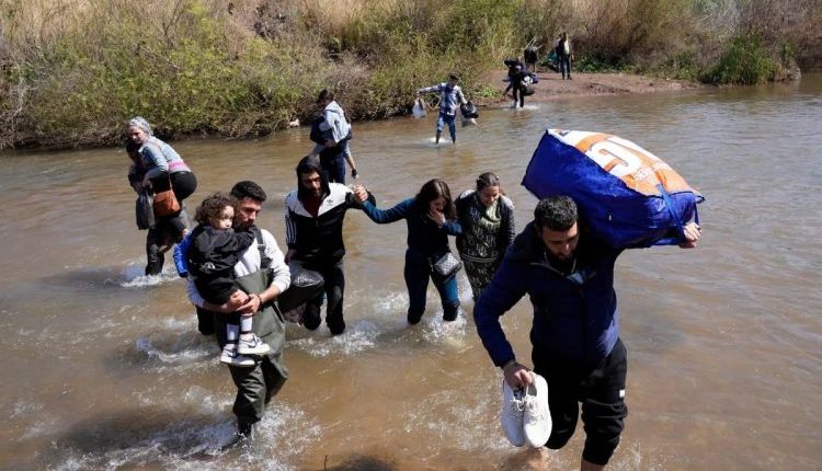 رغم سقوط الأسد الهجرة مستمرة خفر السواحل السوري إحباط محاولة تهريب 100 شخص الاتحاد الأوروبي الداخلية السورية الدفاع السورية