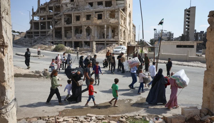 بعد سقوط نظام بشار الأسد وصعود حكومة جديدة إلى سدة الحكم في دمشق، تقف سوريا على أعتاب مرحلة حساسة يصفها مراقبون بـ”الهشة”