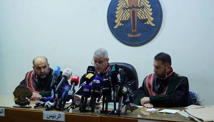 وصفت الإذاعة الفرنسية افتتاح أول محاكمة علنية مخصّصة لمحاسبة المسؤولين عن الانتهاكات في قصر العدل بحلب بأنه حدث “تاريخي”