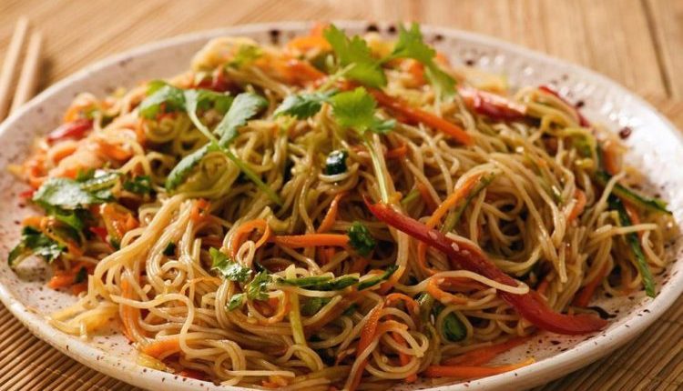 43-عالماً-يصدرون-حُكماً-قاسياً-النودلز-والأغذية-الجاهزة.