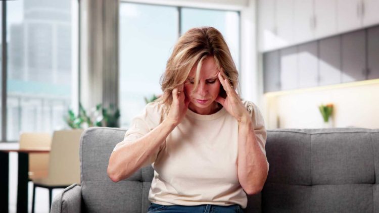 أهمية-كل-دقيقة-علامات-السكتة-الدماغية-وطرق-النجاة-الحديثة.