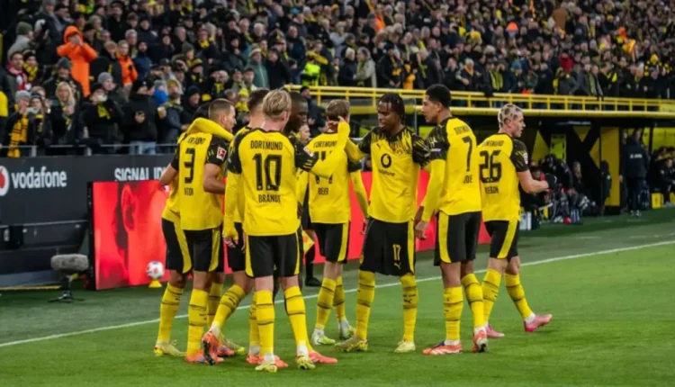 دورتموند يسحق فيال ريال برباعية في سيجنال أيدونا بارك دوري أبطال أوروبا