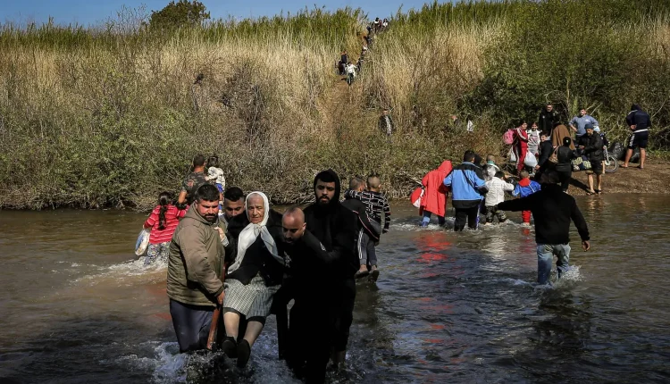 لا يزال الساحل السوري يعيش منذ الثامن من كانون الأول الماضي حالة فراغ سياسي غير مسبوق، وسط توقعات بحدوث تغييرات محتملة في المنطقة
