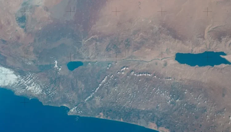 أثار تصريح لافت صادر عن المدير العام لشركة "ميكوروت" الإسرائيلية للمياه، أميت لانغ، جدلاً واسعاً بعدما ألمح إلى إمكانية أن تصبح إسرائيل