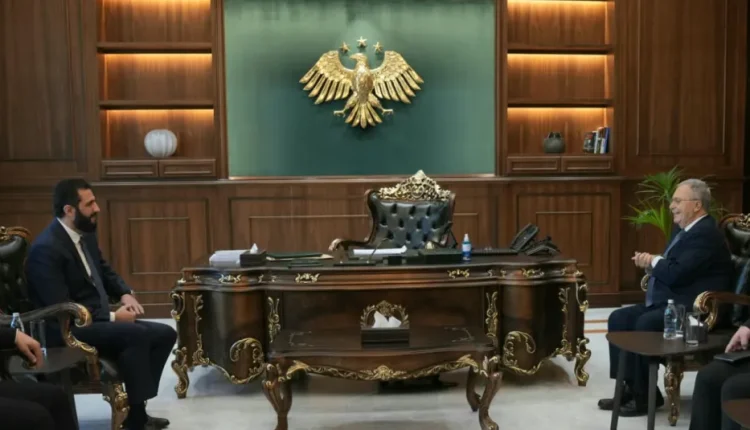 أجرى نائب رئيس الحكومة اللبنانية، طارق متري، زيارة رسمية إلى العاصمة دمشق، التقى خلالها رئيس السوري الانتقالي احمد الشرع