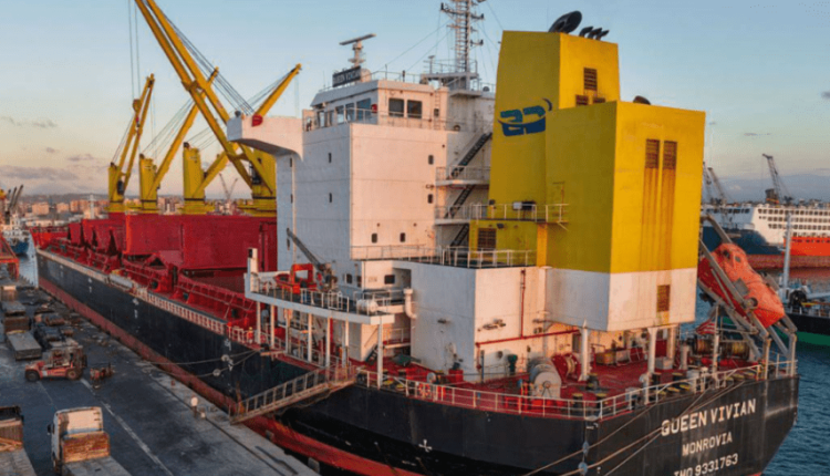 مرفأ طرطوس يستقبل باخرة محملة ب 70 طن من القمح من روسيا و أوكرانيا